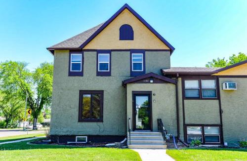 Roosevelt Apartment | 2 Bedroom Apartment near NDSU and Downtown Fargo