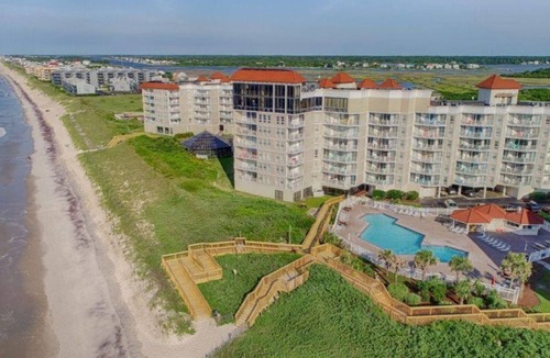 McCutcheon Field Condo | 2-bedroom condo in gorgeous North Topsail Beach with WiFi, AC viewing the ocean