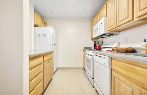 Upper Manhattan Condo | 2-bedroom condo with AC in gorgeous New York - Harlem Welcome!
