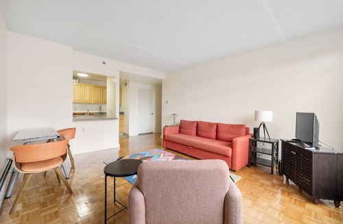 Upper Manhattan Condo | 2-bedroom condo with AC in gorgeous New York - Harlem Welcome!