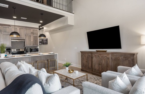 Helena Bed & Breakfast | 2 Bedroom Executive Suite + Bunk Bed Loft