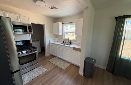Bakersfield House | 2-bedroom house in soothing Bakersfield with refreshing AC