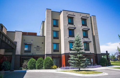 Bozeman Apartment | 2 Connecting Suites at a Hotel