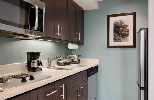 Mount Vernon Square House | 2 Connecting Suites at a Hotel