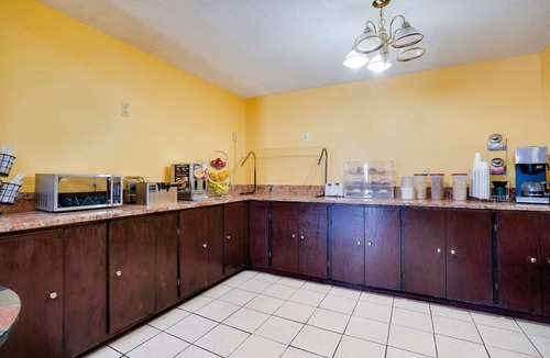 Cape Fear Apartment | 2 Full Bed|Smk|Wade NC