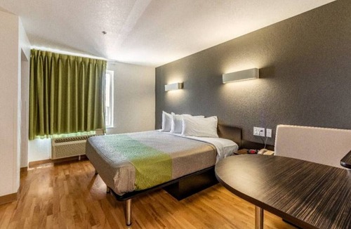 San Marcos Hotel | 2 Full Beds | Non-Smoking, Kitchen