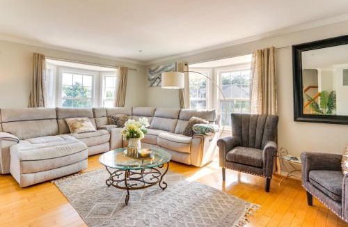 Hagerstown House | < 2 Mi to Dtwn Hagerstown: Townhome w/Fireplace