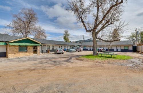 Spearfish Apartment | 2 Mi to Spearfish Canyon Central Getaway!