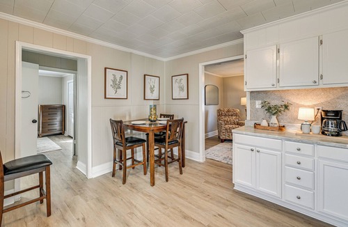 Lexington House | 2 Mi to Uptown Lexington: Pet-Friendly Getaway!