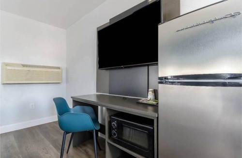 Madera Apartment | 2 Queen Beds|Nsmk, Micfridge