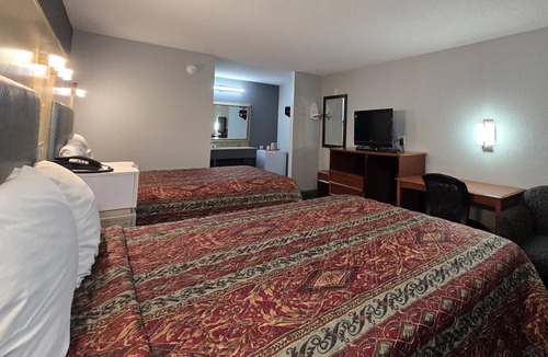 North Chesterfield Hotel | 2 Relaxing Units | Modern Comfort in a Central Location with Easy Access
