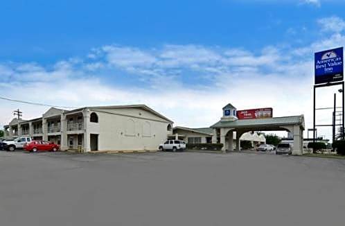 Beaumont Hotel | 2-Star Hotel ∙ Americas Best Value Inn Beaumont
