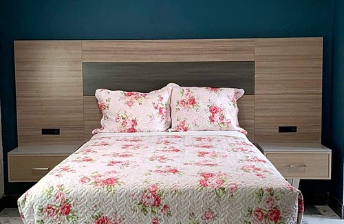 Westlake South Hotel | 2-Star Hotel ∙ Stuart Hotel