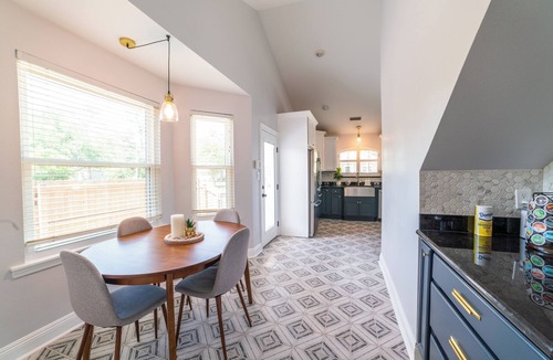 Chalmette House | 2-Story cottage w pool+bonfire