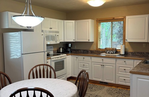 Nashua House | 2 Story House-Missouri River