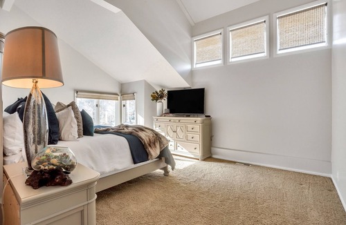 Cottonwood Heights Condo | 2019 COMPLETELY RENOVATED CRCC MOUNTAIN MODERN! ALTA,SNOWBIRD,BRIGHTON,SOLITUDE
