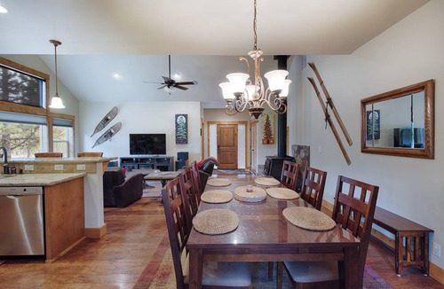 McCall House | 204 m² House ∙ 4 bedrooms ∙ 10 guests