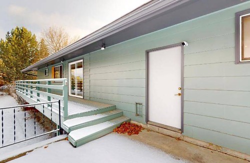 Spokane Valley House | 205 m² House ∙ 4 bedrooms ∙ 8 guests