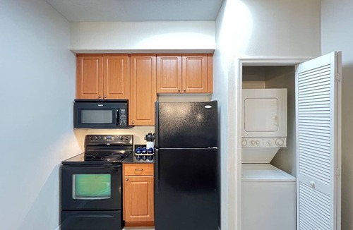Florida Center Condo | 207-S Luxury King Suite Universal/Disney Epic