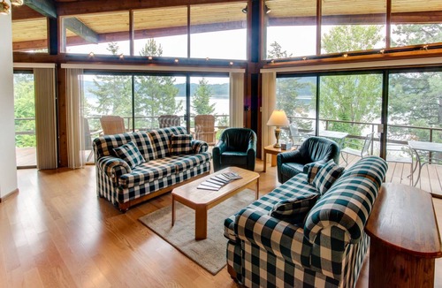 Coeur d'Alene Cabin | 211 m² Cabin ∙ 3 bedrooms ∙ 6 guests