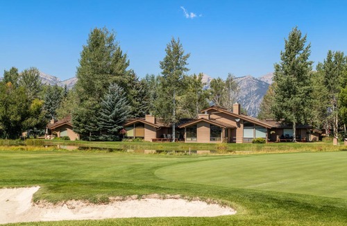 Jackson Hole House | 212 m² House ∙ 3 bedrooms ∙ 5 guests