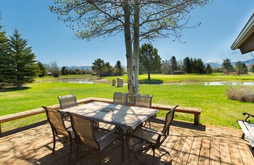Jackson Hole House | 212 m² House ∙ 3 bedrooms ∙ 5 guests