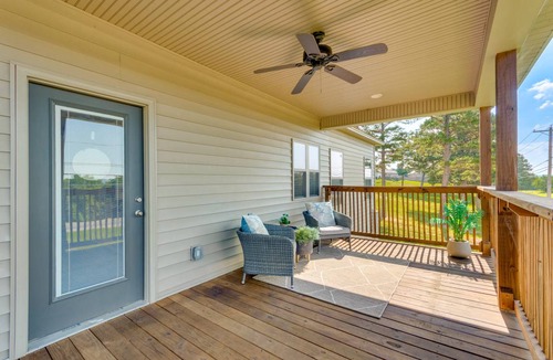 Russellville House | 222 m² House ∙ 3 bedrooms ∙ 7 guests