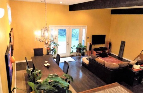 Jonesboro House | 223 m² House ∙ 3 bedrooms ∙ 6 guests