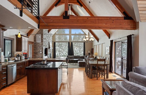 Deer Park House | 223 m² House ∙ 4 bedrooms ∙ 10 guests