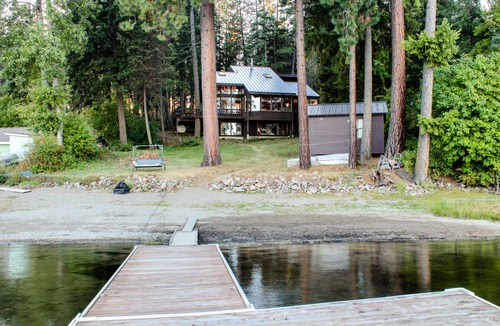 Spirit Lake House | 232 m² House ∙ 4 bedrooms ∙ 8 guests