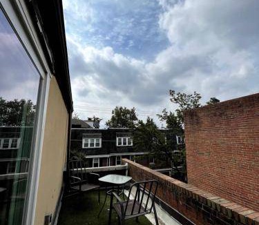 Washington Square West Apartment | 232 m² Apartment ∙ 4 bedrooms ∙ 10 guests