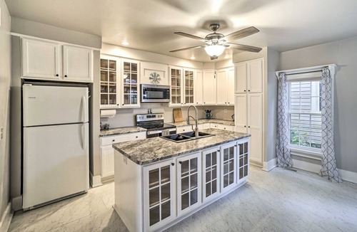 Troy House | 241 m² House ∙ 3 bedrooms ∙ 6 guests