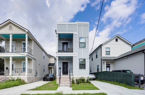 Tulane - Gravier House | 241 m² House ∙ 3 bedrooms ∙ 6 guests