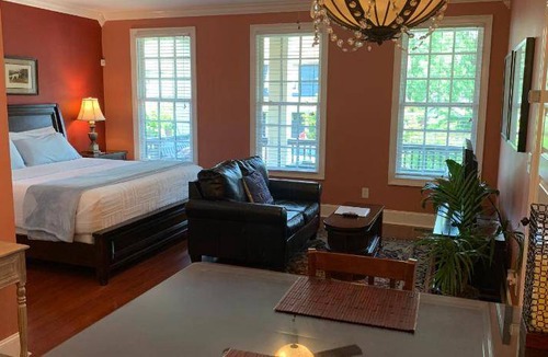 Hope Gardens Bed & Breakfast | 242 m² Bed and breakfast ∙ 4 bedrooms ∙ 8 guests