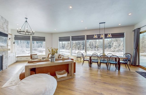 McCall House | 244 m² House ∙ 3 bedrooms ∙ 8 guests