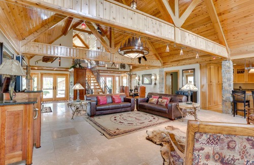 Deering House | 247 m² House ∙ 1 bedroom ∙ 4 guests