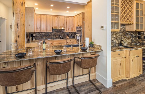 Big Sky Meadow Village House | 25 Crail Ranch Spacious Home! Private Patio with Grill and Hot Tub! 15 Min Drive