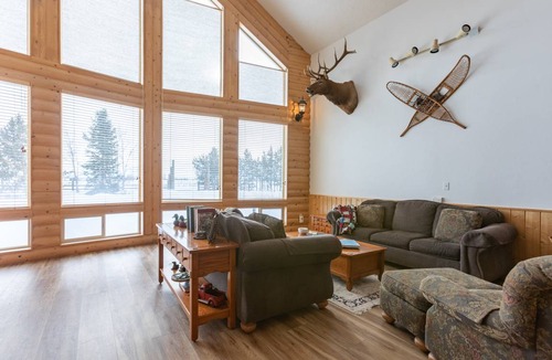 St. Anthony Cabin | 252 m² Cabin ∙ 4 bedrooms ∙ 10 guests