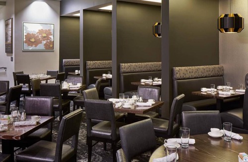 Riverside Hotel | 252 m² Hotel ∙ 127 guests