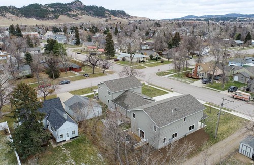 Spearfish Cabin | 263 m² Cabin ∙ 5 bedrooms ∙ 12 guests