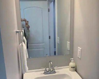 West Columbus House | 269 m² House ∙ 2 bedrooms ∙ 8 guests