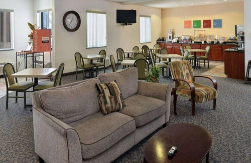 Riverton Hotel | 27 m² Hotel ∙ 127 guests