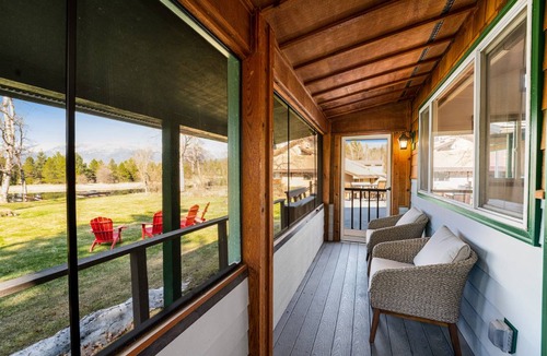 Bigfork House | 271 m² House ∙ 4 bedrooms ∙ 10 guests