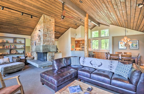 West Glacier House | 271 m² House ∙ 4 bedrooms ∙ 8 guests