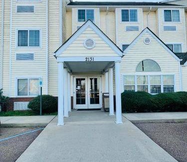 Robinsonville - Tunica Hotel | 28 m² Hotel ∙ 7 guests