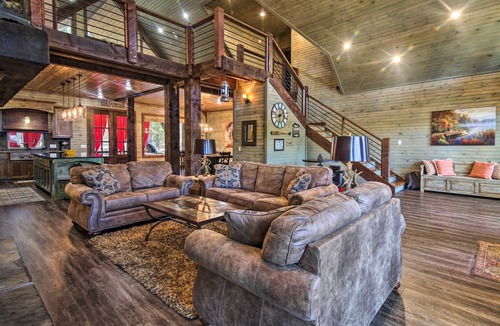 Hochatown House | 287 m² House ∙ 4 bedrooms ∙ 12 guests