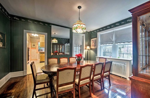 Reading House | 287 m² House ∙ 5 bedrooms ∙ 10 guests