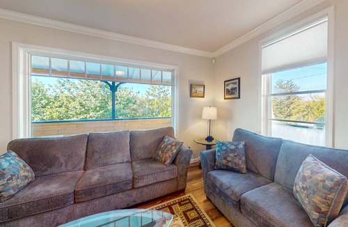 Gardiner House | 288 m² House ∙ 4 bedrooms ∙ 10 guests