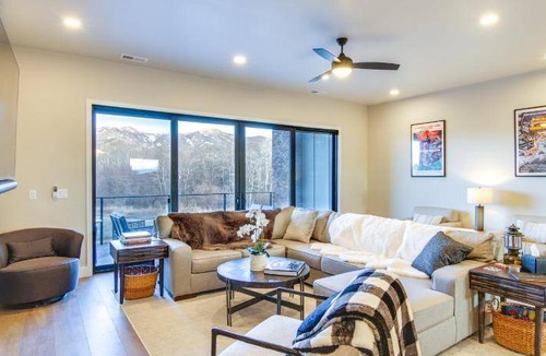 Bozeman House | 288 m² House ∙ 4 bedrooms ∙ 12 guests