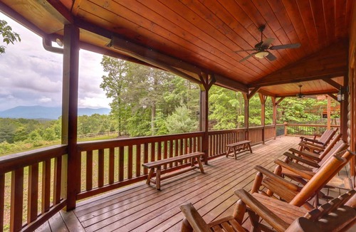 Ellijay House | 292 m² House ∙ 4 bedrooms ∙ 10 guests